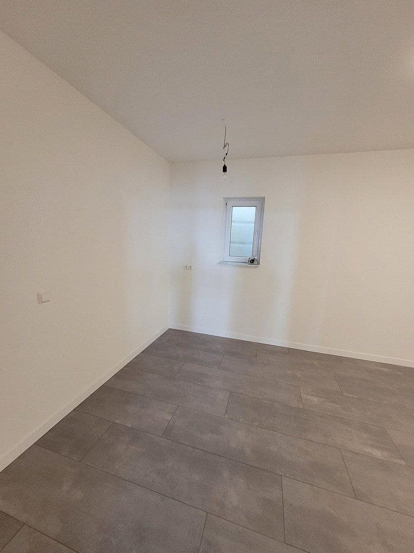 Prodej domu 291 m², pozemek 356 m², Ostfildern, Bádensko-Württembersko Prodej domu 291 m², pozemek 356 m², Ostfildern, Bádensko-Württembersko