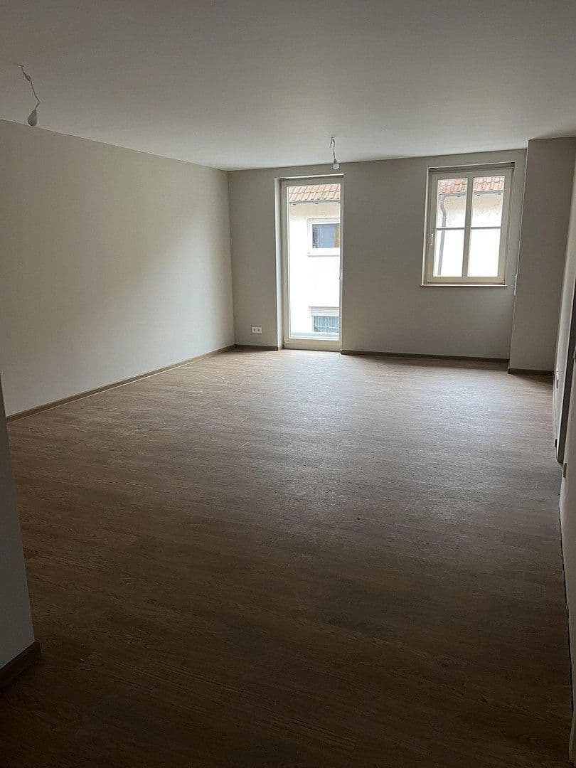 Pronájem bytu 2+kk 78 m², Mannheim, Bádensko-Württembersko Pronájem bytu 2+kk 78 m², Mannheim, Bádensko-Württembersko