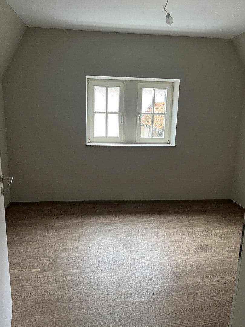 Pronájem bytu 2+kk 78 m², Mannheim, Bádensko-Württembersko Pronájem bytu 2+kk 78 m², Mannheim, Bádensko-Württembersko
