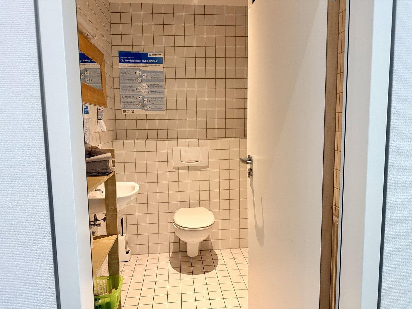 Pronájem bytu 4+1 135 m², Stephanienstr. 42/44, Karlsruhe, Bádensko-Württembersko Pronájem bytu 4+1 135 m², Stephanienstr. 42/44, Karlsruhe, Bádensko-Württembersko