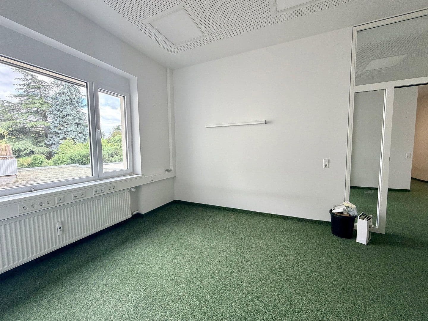 Pronájem bytu 4+1 135 m², Stephanienstr. 42/44, Karlsruhe, Bádensko-Württembersko Pronájem bytu 4+1 135 m², Stephanienstr. 42/44, Karlsruhe, Bádensko-Württembersko