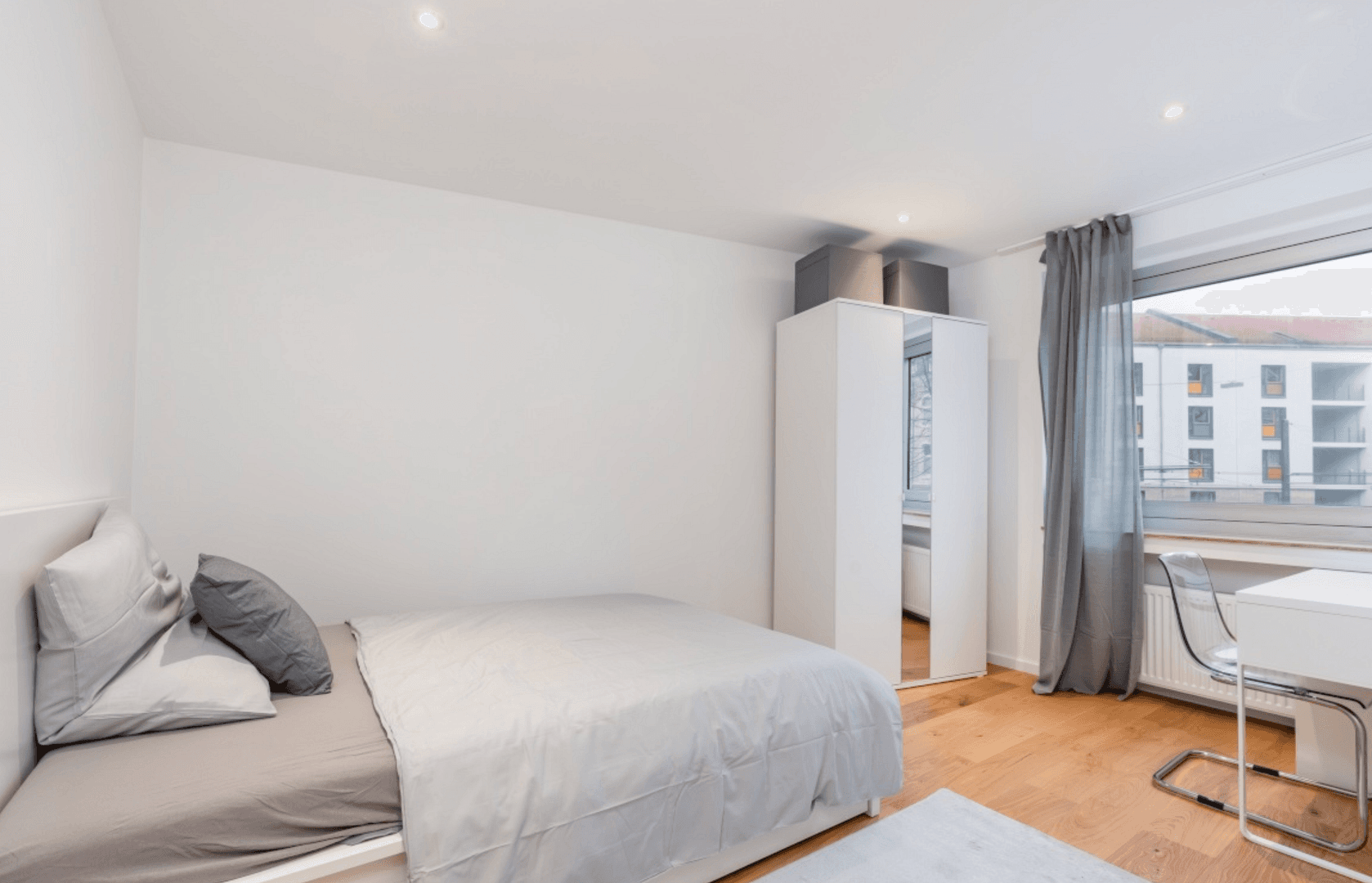Pronájem bytu 15 m², Meineckestr. 57, Düsseldorf, Severní Porýní-Vestfálsko Pronájem bytu 15 m², Meineckestr. 57, Düsseldorf, Severní Porýní-Vestfálsko