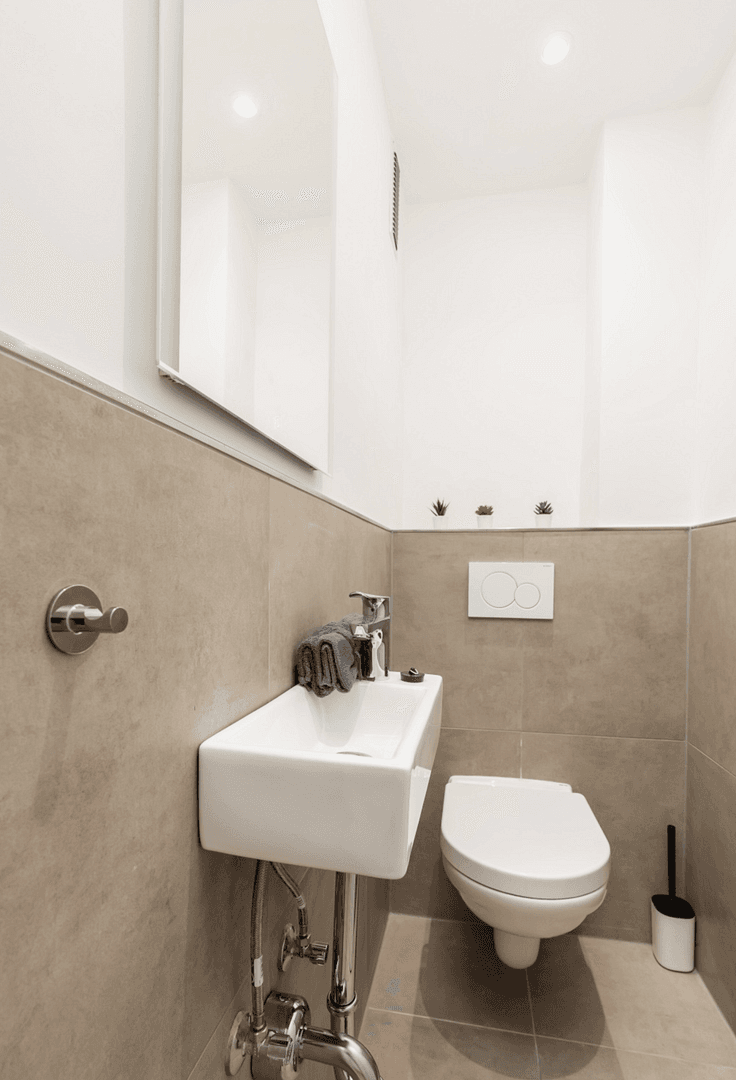 Pronájem bytu 15 m², Meineckestr. 57, Düsseldorf, Severní Porýní-Vestfálsko Pronájem bytu 15 m², Meineckestr. 57, Düsseldorf, Severní Porýní-Vestfálsko