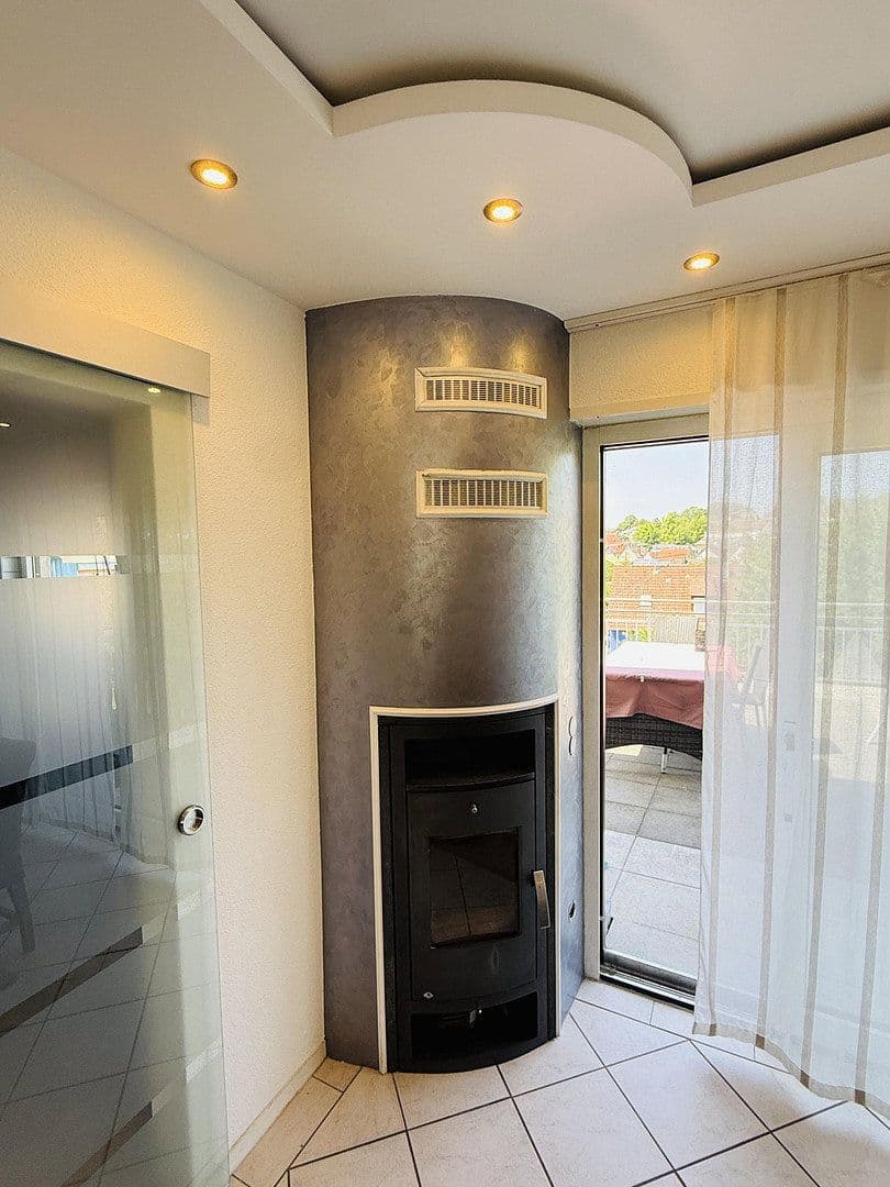 Prodej domu 250 m², pozemek 1.100 m², Lauda-Königshofen, Bádensko-Württembersko Prodej domu 250 m², pozemek 1.100 m², Lauda-Königshofen, Bádensko-Württembersko