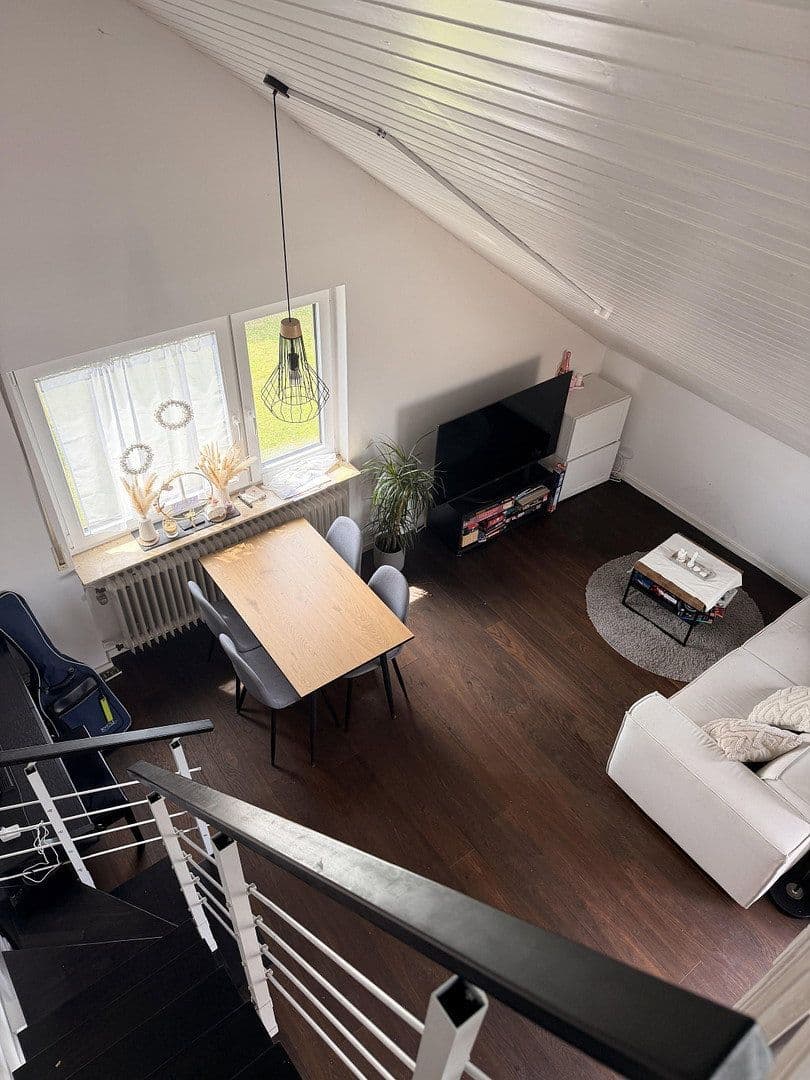 Pronájem bytu 2+kk 62 m², Unterensingen, Bádensko-Württembersko Pronájem bytu 2+kk 62 m², Unterensingen, Bádensko-Württembersko