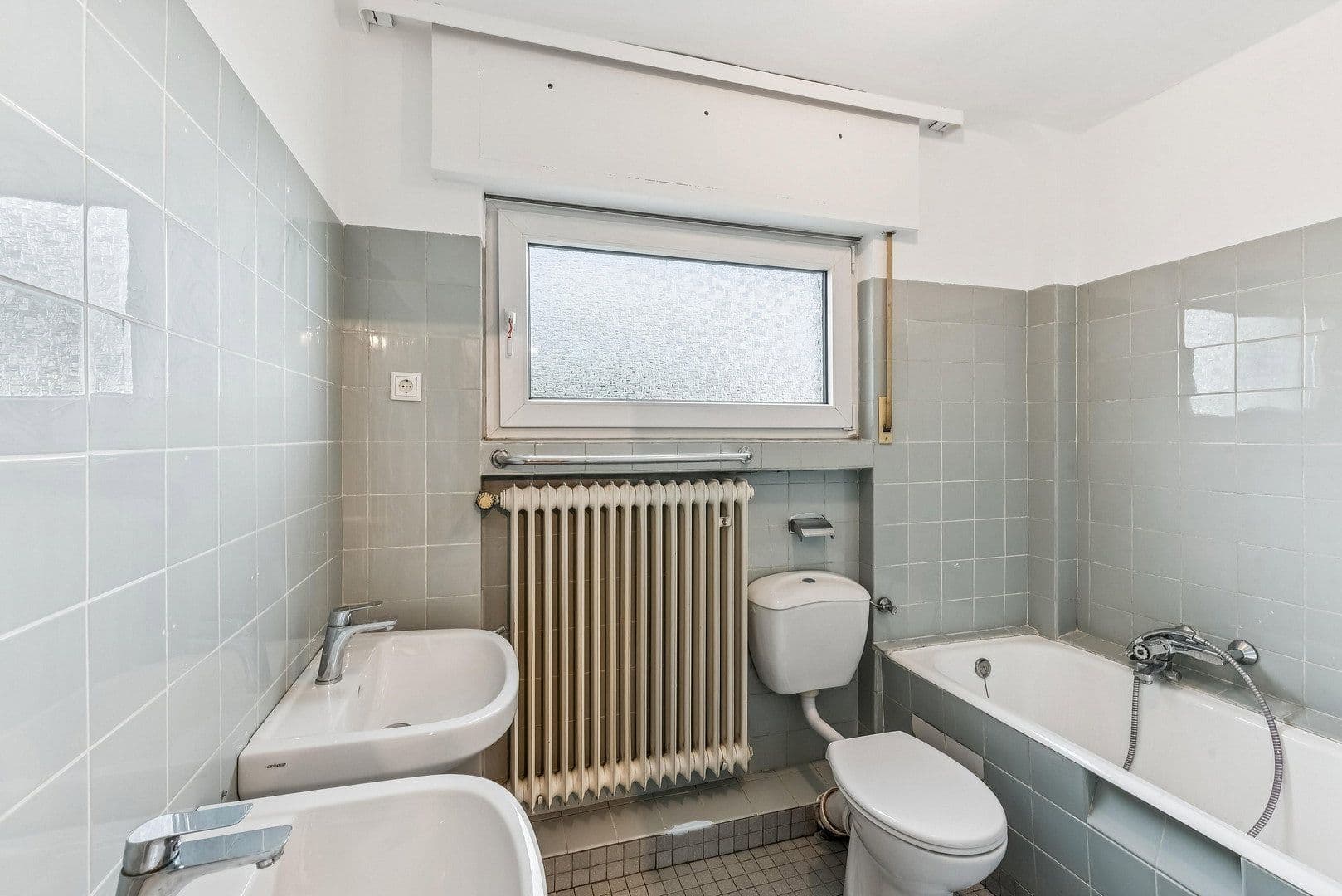 Prodej domu 105 m², pozemek 174 m², Bad Soden am Taunus, Hessen Prodej domu 105 m², pozemek 174 m², Bad Soden am Taunus, Hessen