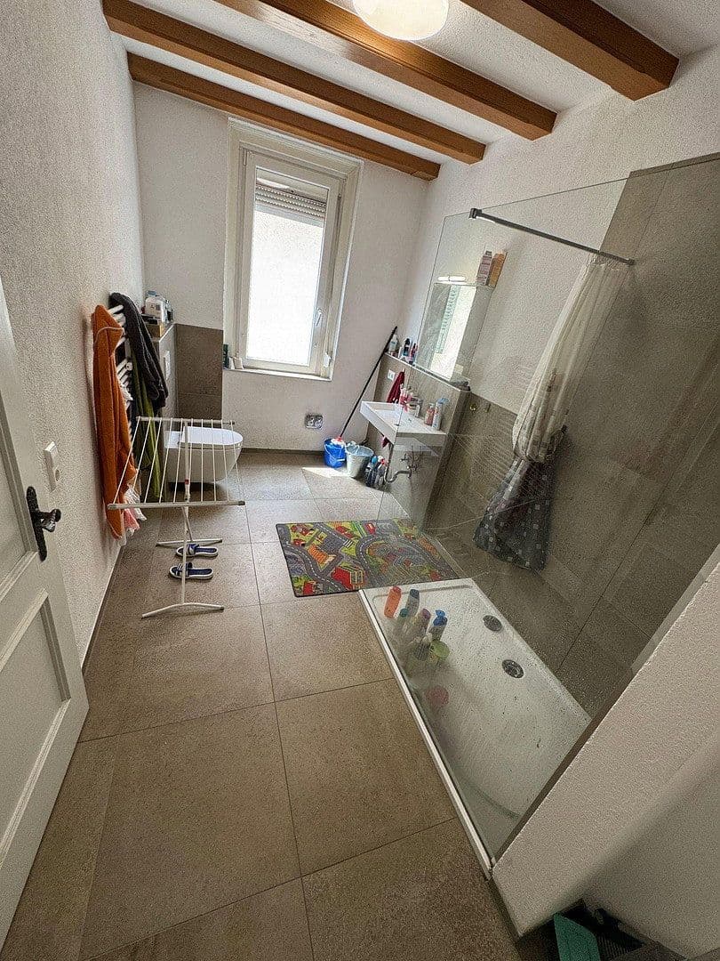 Pronájem bytu 3+1 91 m², Hohenzollernstrasse21, Albstadt, Bádensko-Württembersko Pronájem bytu 3+1 91 m², Hohenzollernstrasse21, Albstadt, Bádensko-Württembersko