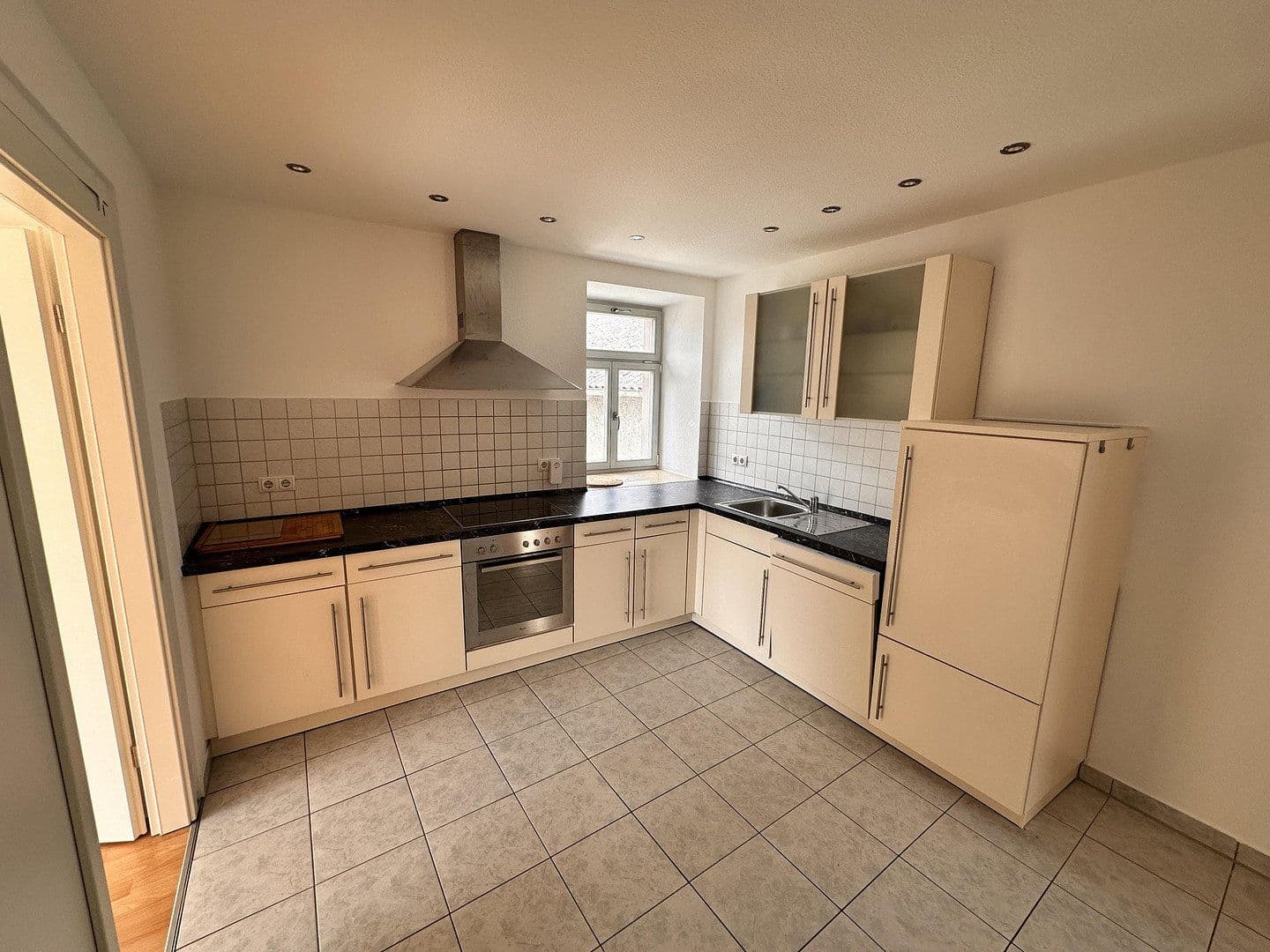 Pronájem bytu 3+1 79 m², Am Zehnt 9, Sinsheim, Bádensko-Württembersko Pronájem bytu 3+1 79 m², Am Zehnt 9, Sinsheim, Bádensko-Württembersko