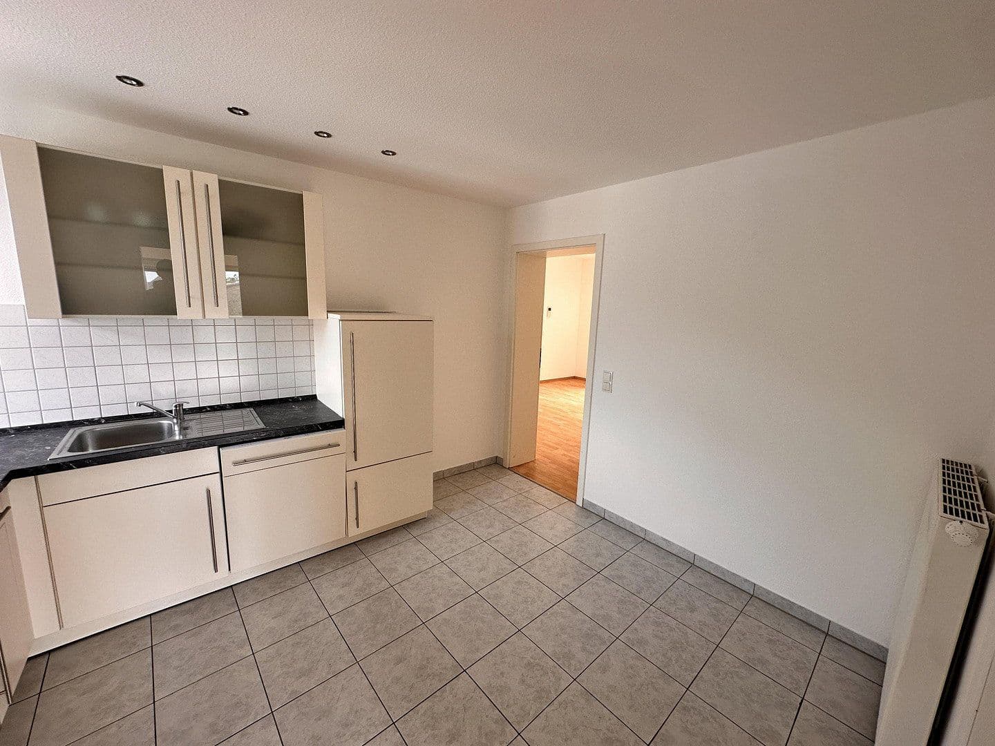 Pronájem bytu 3+1 79 m², Am Zehnt 9, Sinsheim, Bádensko-Württembersko Pronájem bytu 3+1 79 m², Am Zehnt 9, Sinsheim, Bádensko-Württembersko