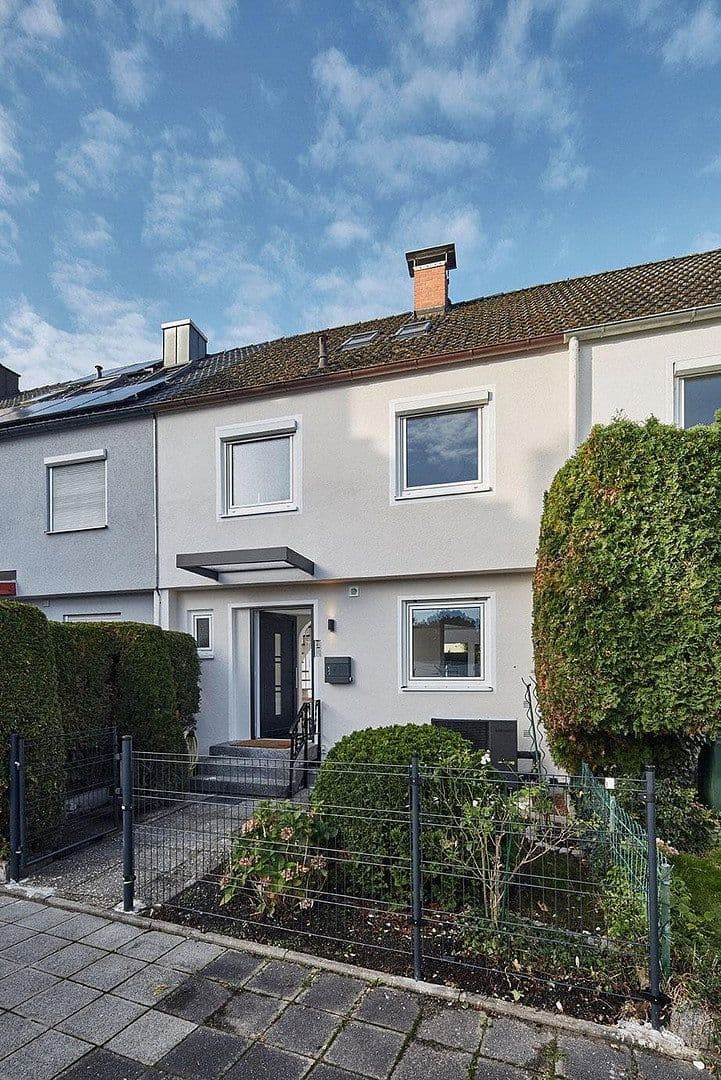 Prodej domu 120 m², pozemek 180 m², Nürnberg, Bavorsko Prodej domu 120 m², pozemek 180 m², Nürnberg, Bavorsko