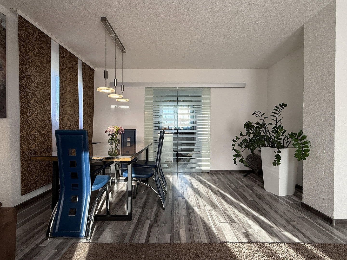 Prodej domu 160 m², pozemek 769 m², Rot am See, Bádensko-Württembersko Prodej domu 160 m², pozemek 769 m², Rot am See, Bádensko-Württembersko