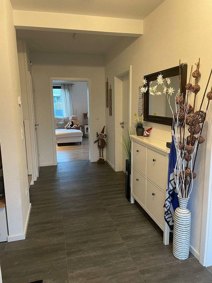 Pronájem domu 124 m², pozemek 350 m², Büchen, Šlesvicko-Holštýnsko Pronájem domu 124 m², pozemek 350 m², Büchen, Šlesvicko-Holštýnsko