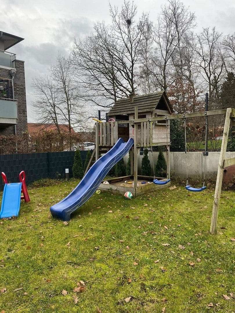 Pronájem domu 124 m², pozemek 350 m², Büchen, Šlesvicko-Holštýnsko Pronájem domu 124 m², pozemek 350 m², Büchen, Šlesvicko-Holštýnsko