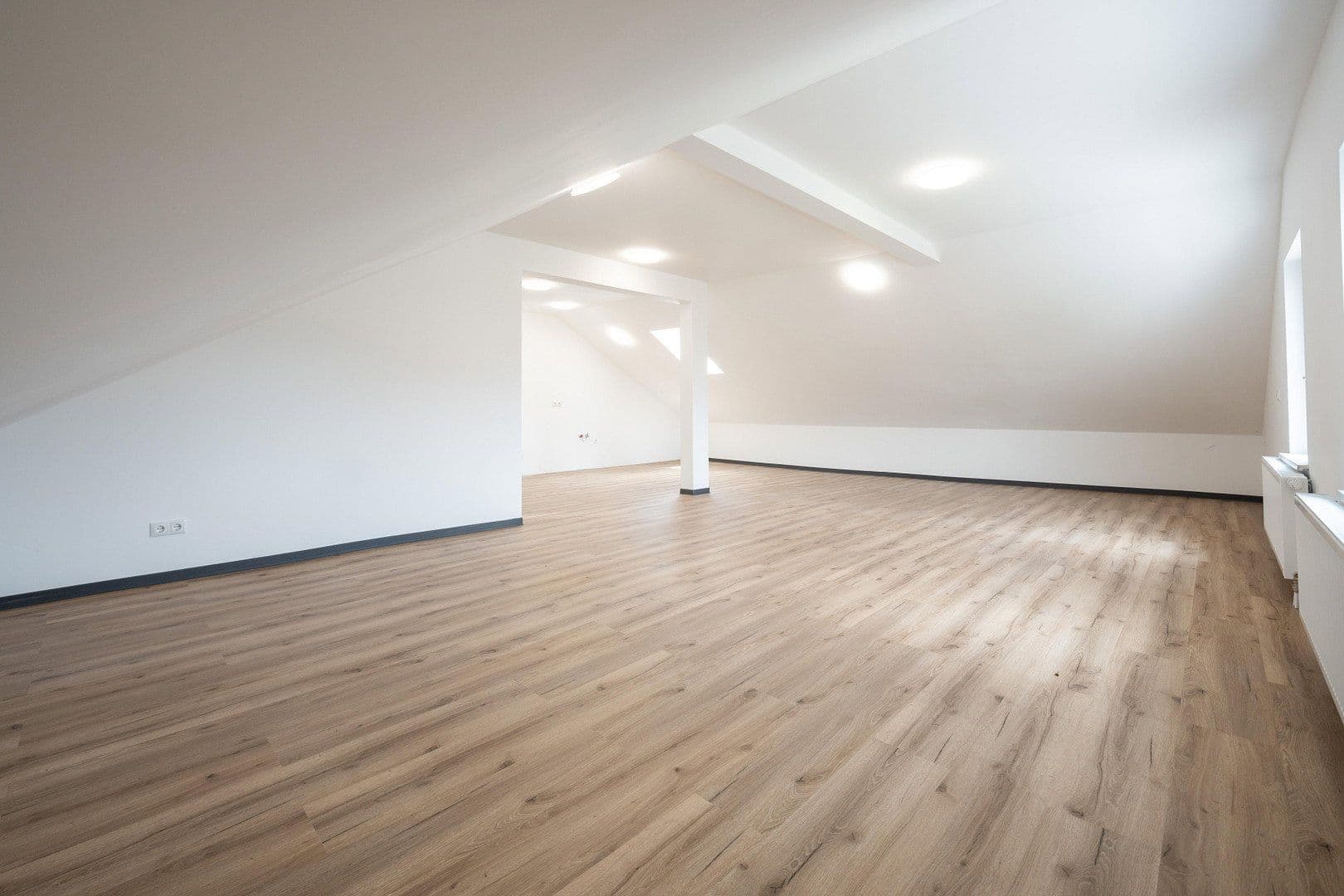 Pronájem bytu 4+1 129 m², Buchenberg, Bavorsko Pronájem bytu 4+1 129 m², Buchenberg, Bavorsko