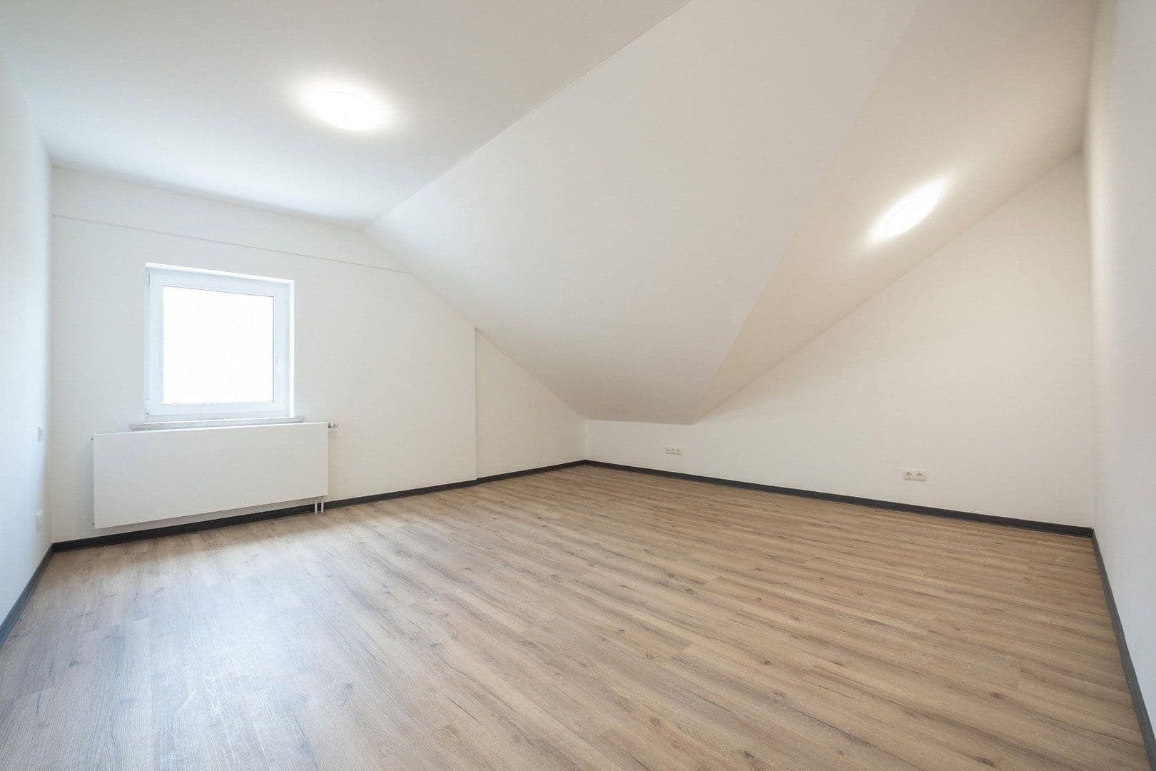 Pronájem bytu 4+1 129 m², Buchenberg, Bavorsko Pronájem bytu 4+1 129 m², Buchenberg, Bavorsko