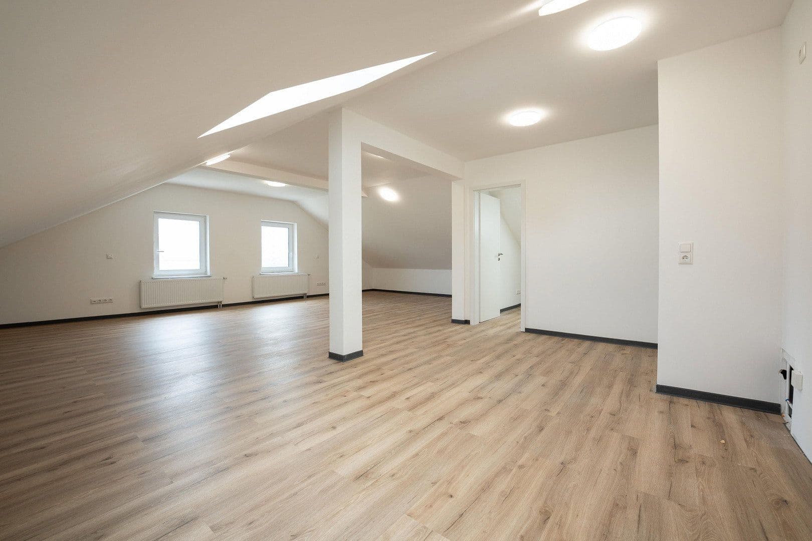 Pronájem bytu 4+1 129 m², Buchenberg, Bavorsko Pronájem bytu 4+1 129 m², Buchenberg, Bavorsko