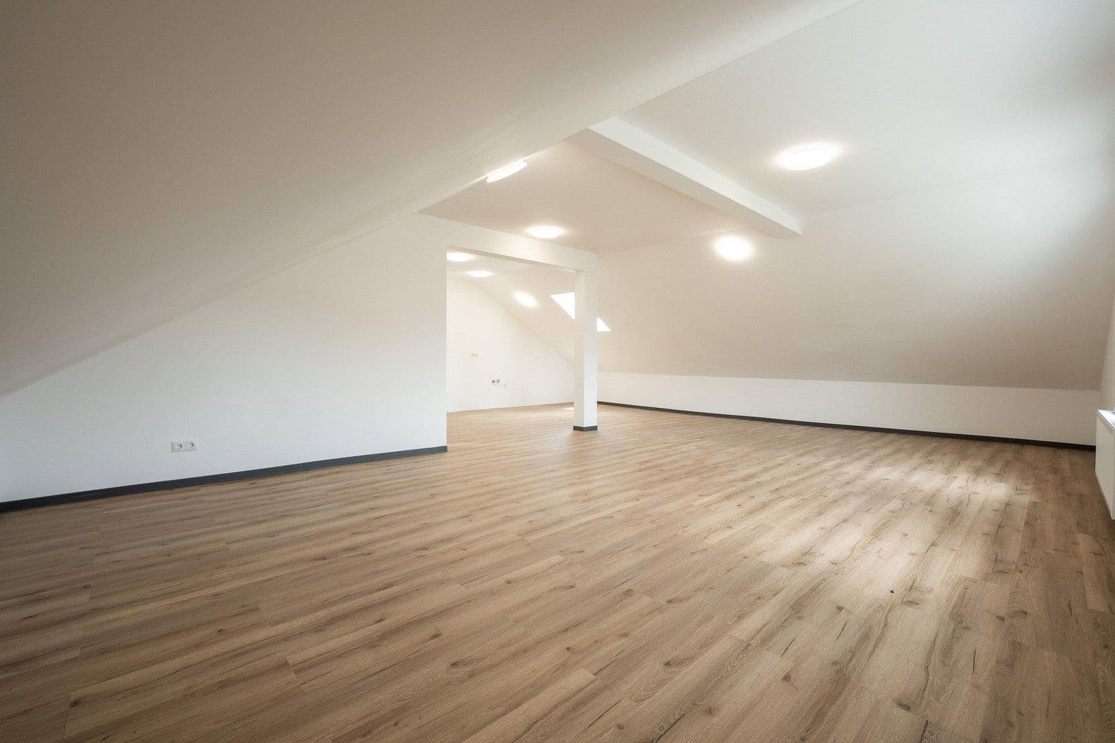 Pronájem bytu 4+1 129 m², Buchenberg, Bavorsko Pronájem bytu 4+1 129 m², Buchenberg, Bavorsko