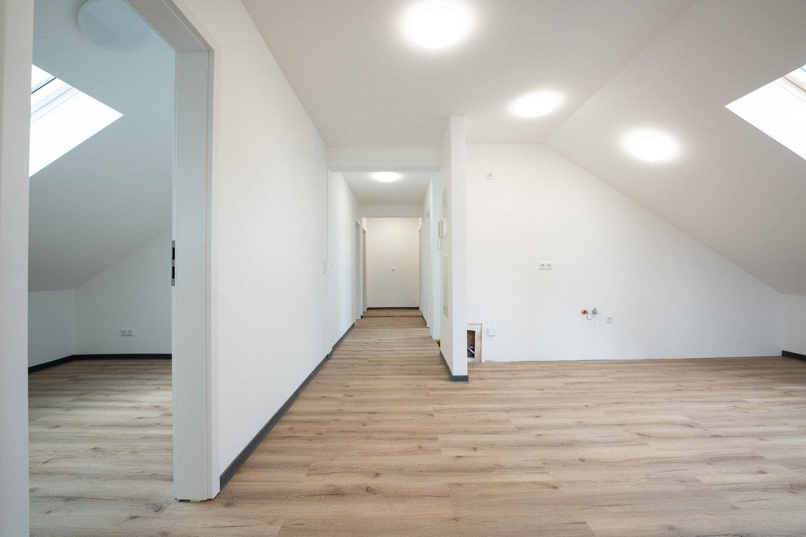Pronájem bytu 4+1 129 m², Buchenberg, Bavorsko Pronájem bytu 4+1 129 m², Buchenberg, Bavorsko