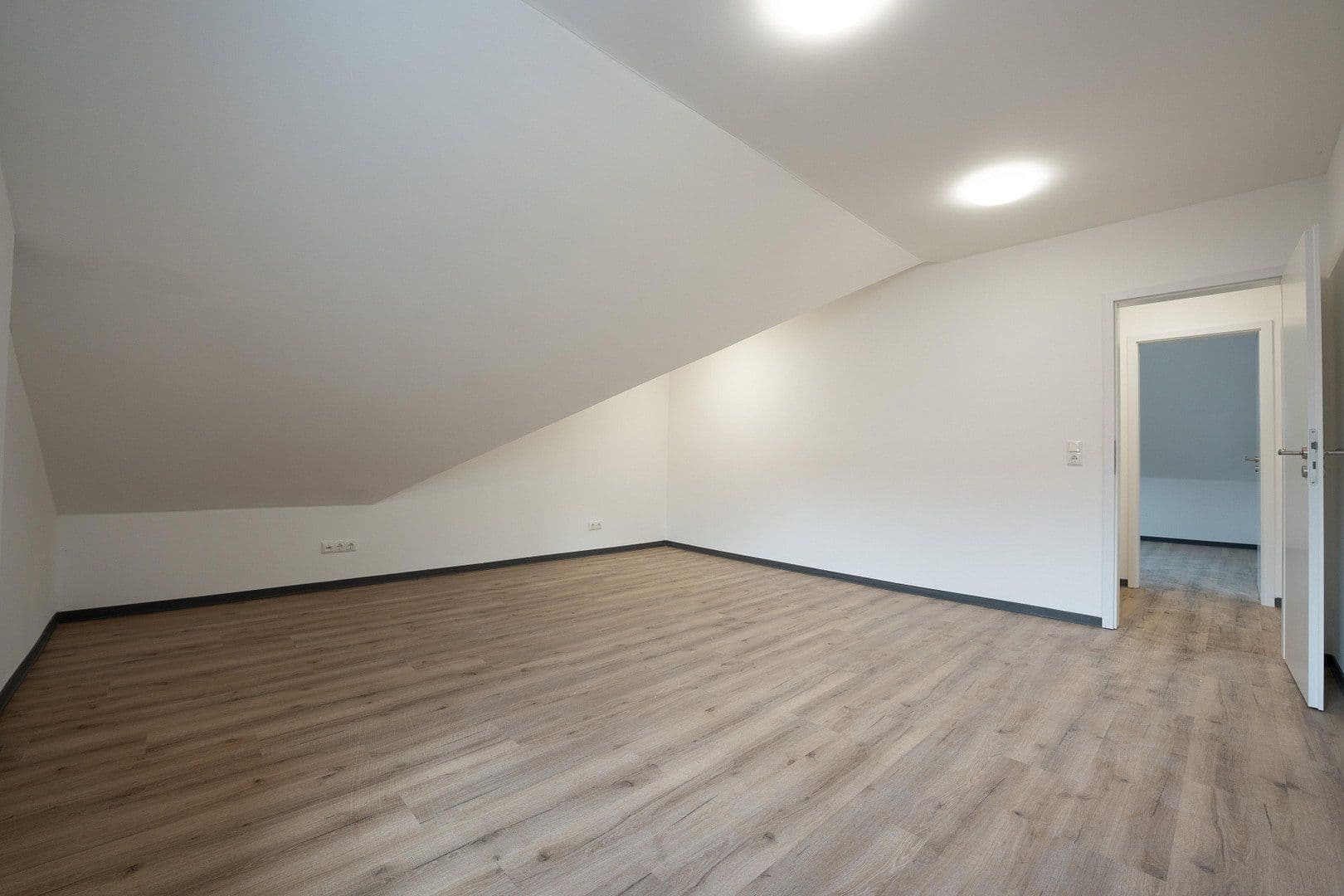 Pronájem bytu 4+1 129 m², Buchenberg, Bavorsko Pronájem bytu 4+1 129 m², Buchenberg, Bavorsko