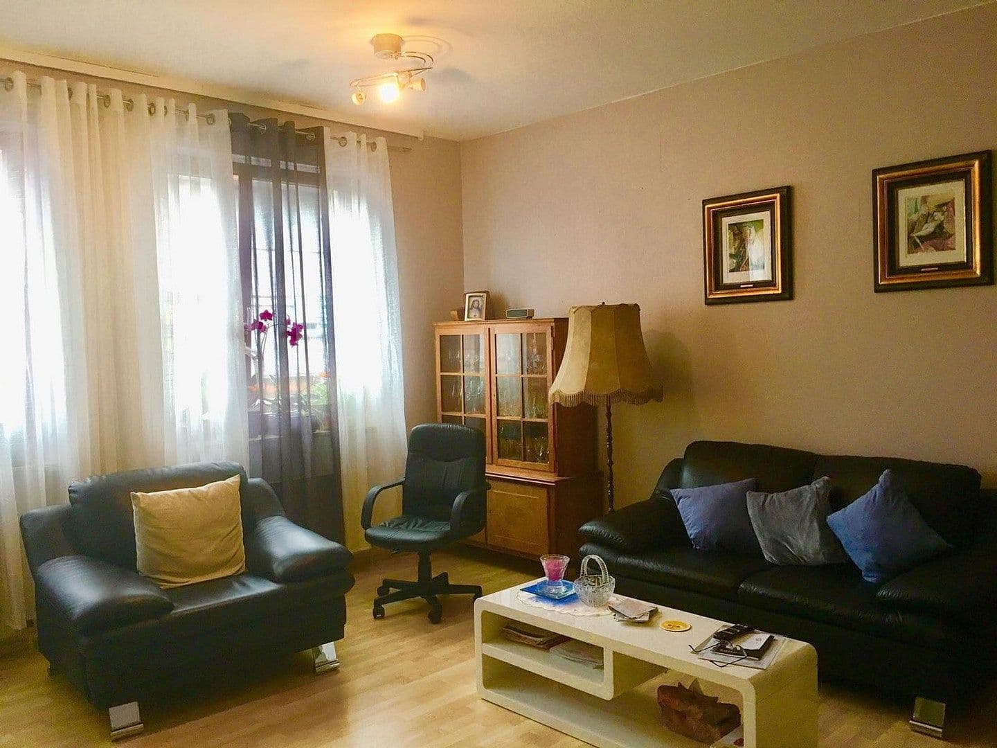 Pronájem bytu 4+1 112 m², Obersulm, Bádensko-Württembersko Pronájem bytu 4+1 112 m², Obersulm, Bádensko-Württembersko