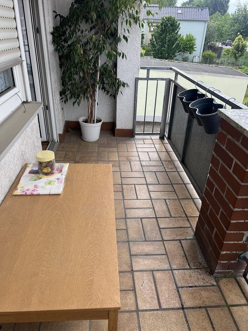 Pronájem bytu 4+1 104 m², Leimen, Bádensko-Württembersko Pronájem bytu 4+1 104 m², Leimen, Bádensko-Württembersko