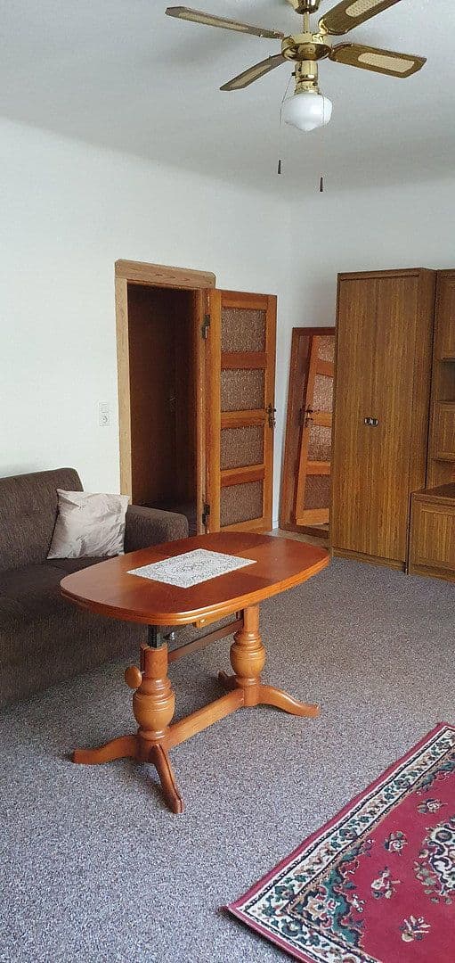 Pronájem bytu 3+1 89 m², Berlin, Berlín Pronájem bytu 3+1 89 m², Berlin, Berlín