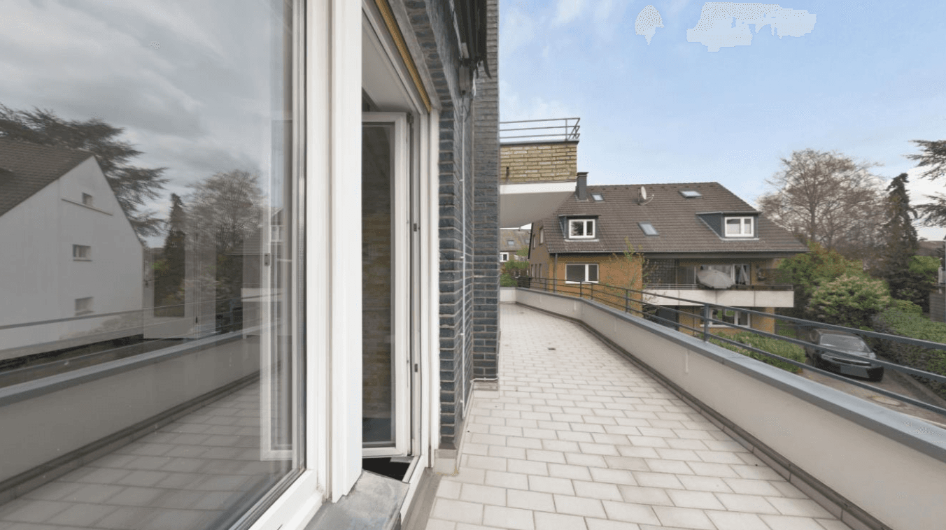 Pronájem bytu 3+1 85 m², Sebastiansweg 12, Düsseldorf, Severní Porýní-Vestfálsko Pronájem bytu 3+1 85 m², Sebastiansweg 12, Düsseldorf, Severní Porýní-Vestfálsko