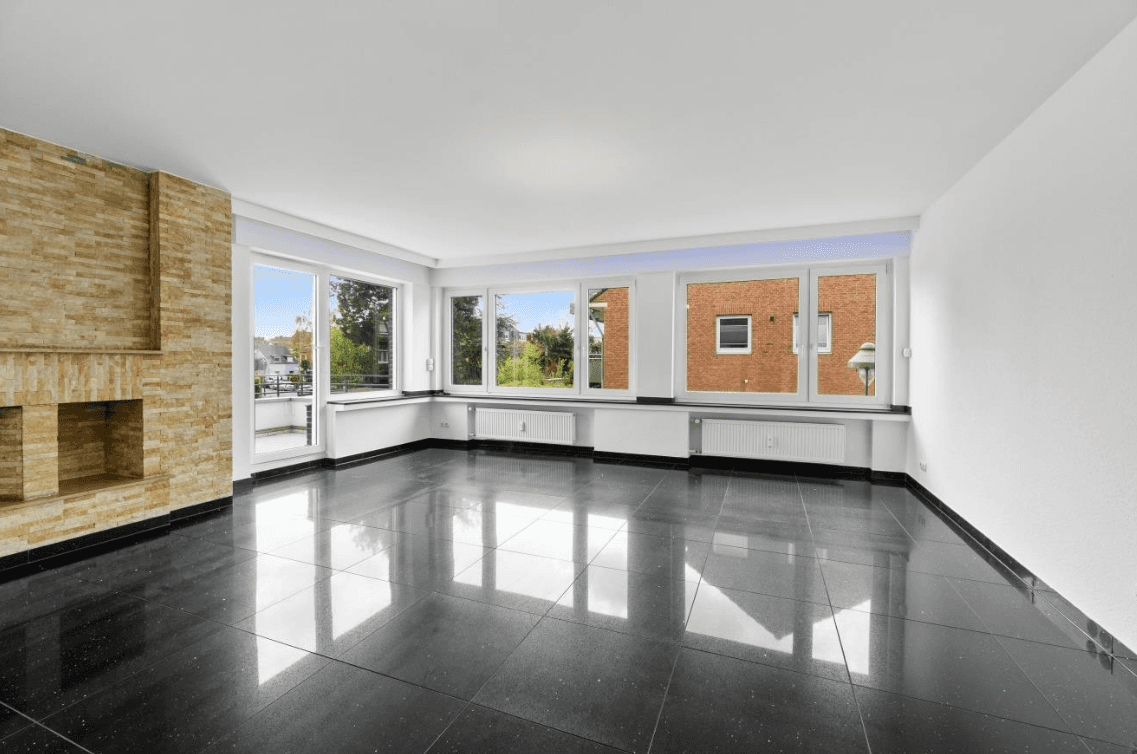 Pronájem bytu 3+1 85 m², Sebastiansweg 12, Düsseldorf, Severní Porýní-Vestfálsko Pronájem bytu 3+1 85 m², Sebastiansweg 12, Düsseldorf, Severní Porýní-Vestfálsko