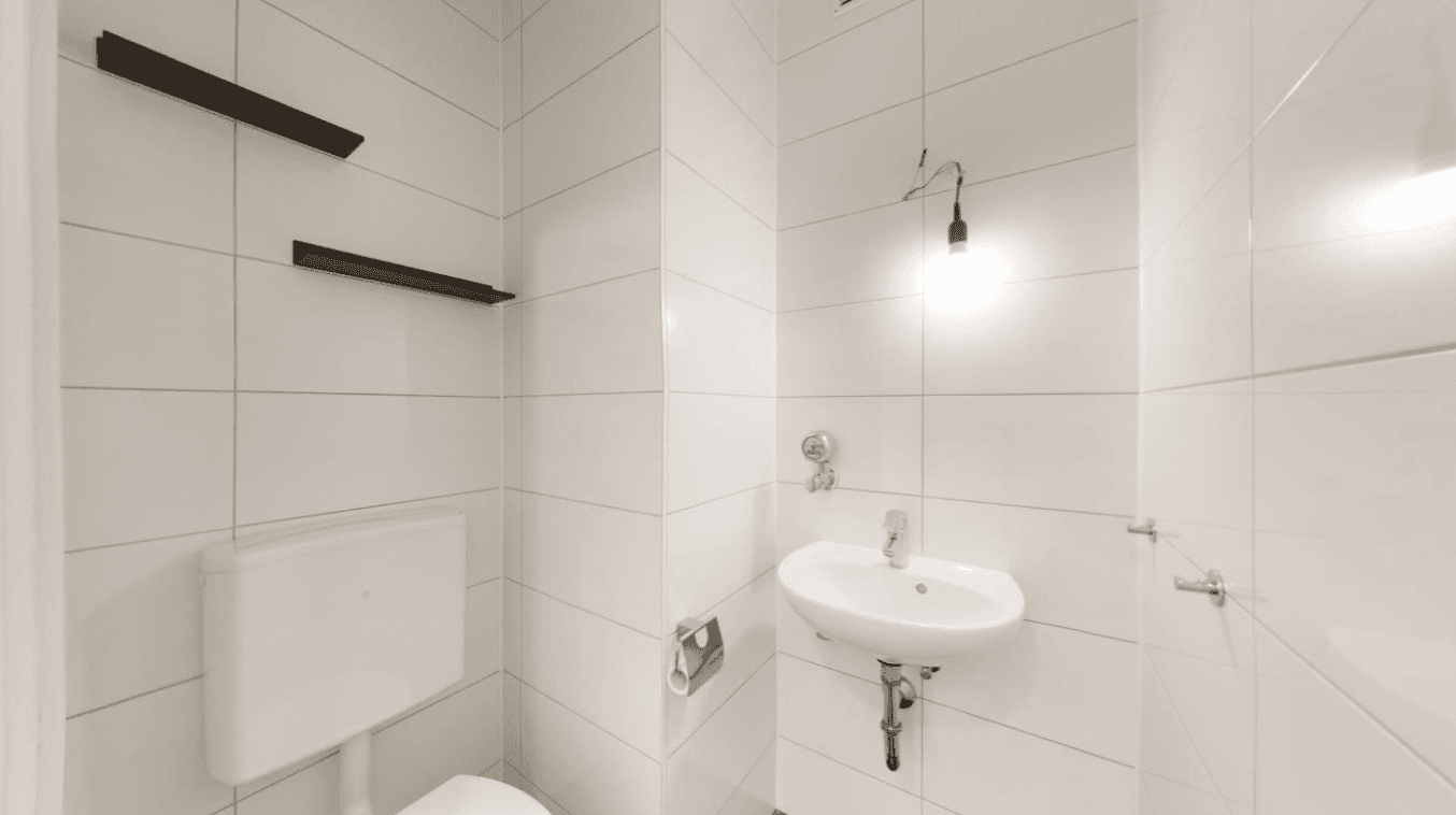 Pronájem bytu 3+1 85 m², Sebastiansweg 12, Düsseldorf, Severní Porýní-Vestfálsko Pronájem bytu 3+1 85 m², Sebastiansweg 12, Düsseldorf, Severní Porýní-Vestfálsko