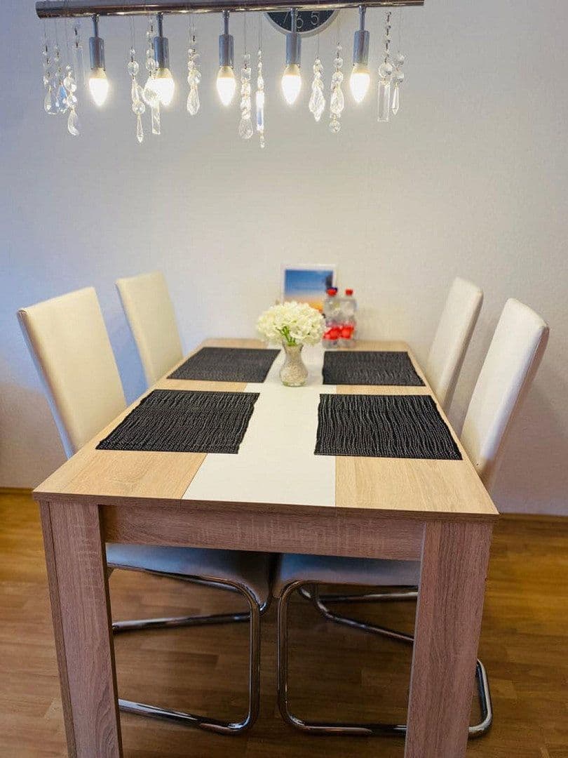 Pronájem bytu 1+1 43 m², Zeppelinstraße 140, Friedrichshafen, Bádensko-Württembersko Pronájem bytu 1+1 43 m², Zeppelinstraße 140, Friedrichshafen, Bádensko-Württembersko