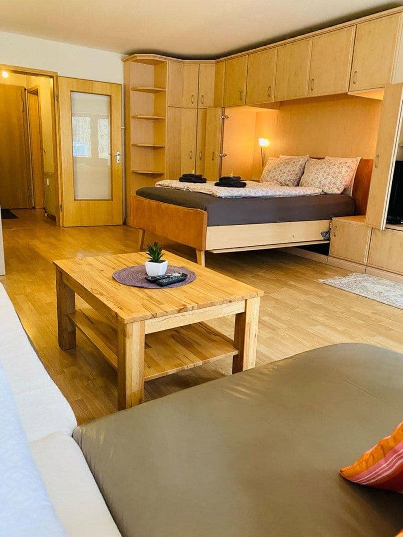 Pronájem bytu 1+1 43 m², Zeppelinstraße 140, Friedrichshafen, Bádensko-Württembersko Pronájem bytu 1+1 43 m², Zeppelinstraße 140, Friedrichshafen, Bádensko-Württembersko