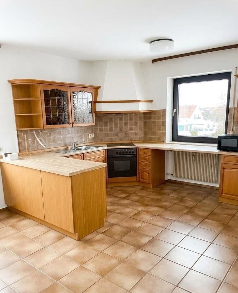 Prodej domu 316 m², pozemek 779 m², Königsbergerstraße 9, Vilseck, Bavorsko Prodej domu 316 m², pozemek 779 m², Königsbergerstraße 9, Vilseck, Bavorsko