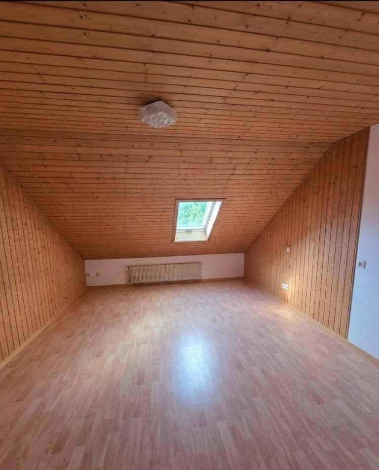 Prodej domu 316 m², pozemek 779 m², Königsbergerstraße 9, Vilseck, Bavorsko Prodej domu 316 m², pozemek 779 m², Königsbergerstraße 9, Vilseck, Bavorsko