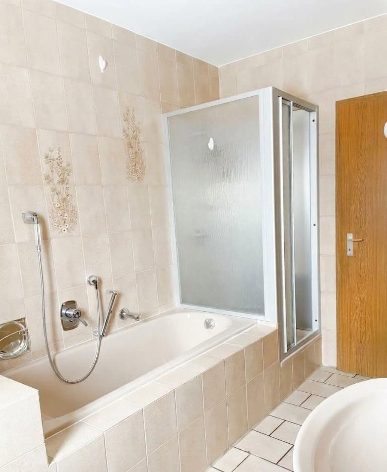 Prodej domu 316 m², pozemek 779 m², Königsbergerstraße 9, Vilseck, Bavorsko Prodej domu 316 m², pozemek 779 m², Königsbergerstraße 9, Vilseck, Bavorsko