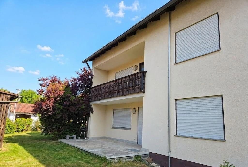 Prodej domu 316 m², pozemek 779 m², Königsbergerstraße 9, Vilseck, Bavorsko Prodej domu 316 m², pozemek 779 m², Königsbergerstraße 9, Vilseck, Bavorsko