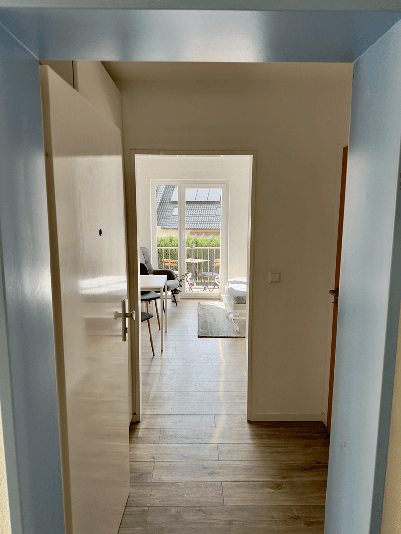 Pronájem bytu 1+1 25 m², Mönsheim, Bádensko-Württembersko Pronájem bytu 1+1 25 m², Mönsheim, Bádensko-Württembersko