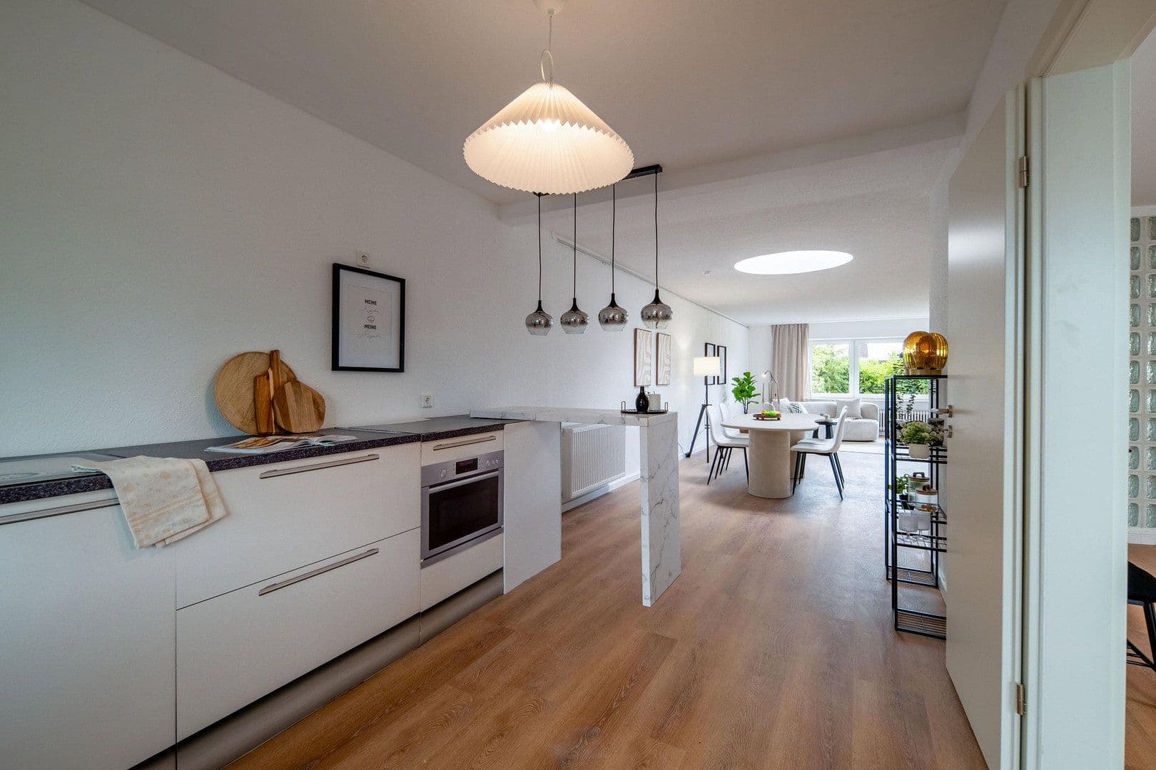 Prodej domu 253 m², pozemek 390 m², Wiesbaden, Hessen Prodej domu 253 m², pozemek 390 m², Wiesbaden, Hessen