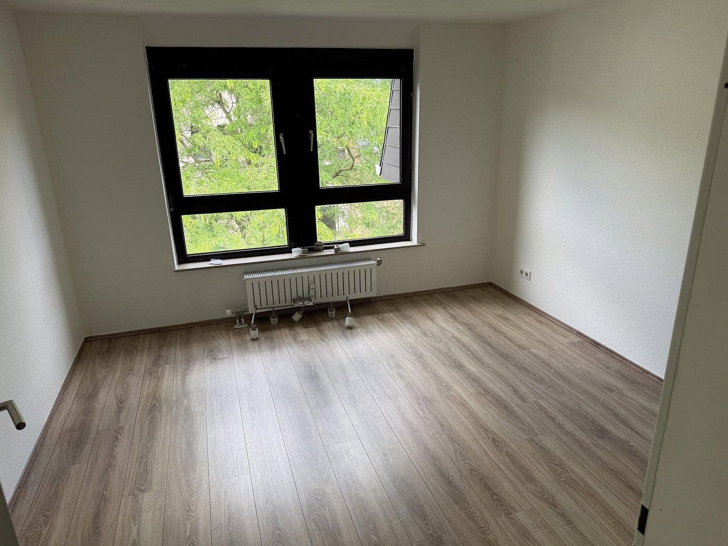 Pronájem bytu 3+kk 81 m², Krefeld, Severní Porýní-Vestfálsko Pronájem bytu 3+kk 81 m², Krefeld, Severní Porýní-Vestfálsko