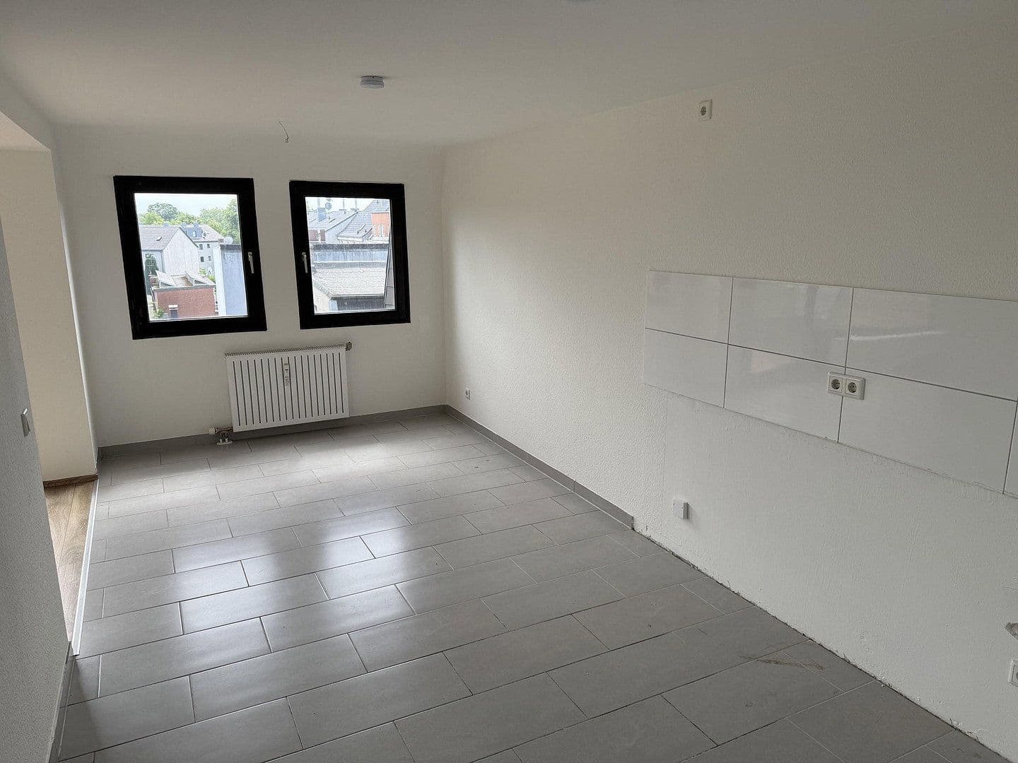 Pronájem bytu 3+kk 81 m², Krefeld, Severní Porýní-Vestfálsko Pronájem bytu 3+kk 81 m², Krefeld, Severní Porýní-Vestfálsko