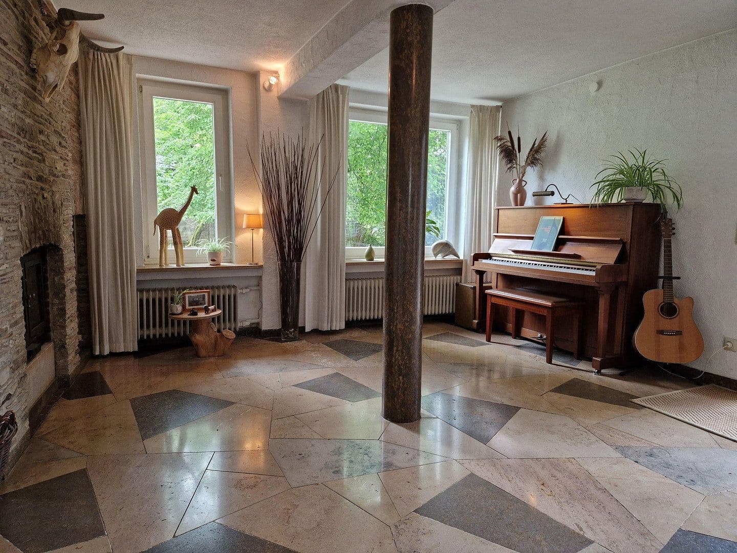Prodej domu 253 m², pozemek 8.685 m², Achtelsbach, Porýní-Falc Prodej domu 253 m², pozemek 8.685 m², Achtelsbach, Porýní-Falc