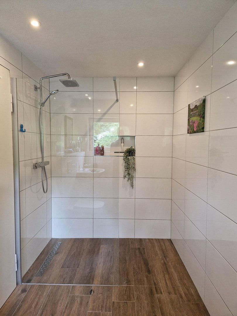 Prodej domu 253 m², pozemek 8.685 m², Achtelsbach, Porýní-Falc Prodej domu 253 m², pozemek 8.685 m², Achtelsbach, Porýní-Falc