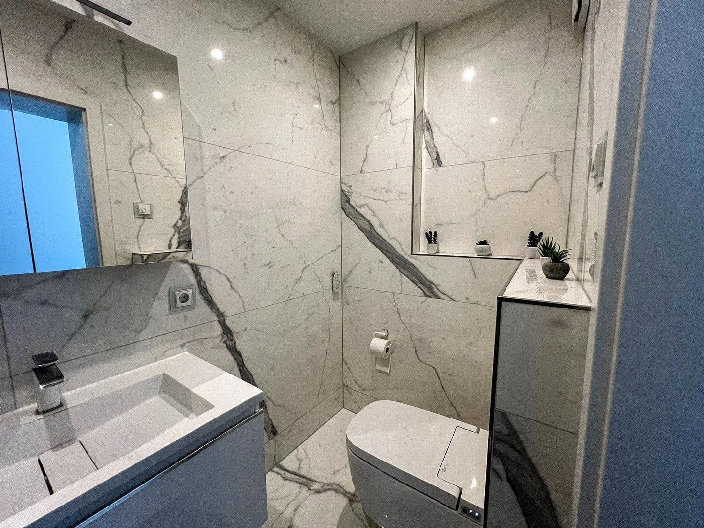 Prodej domu 225 m², pozemek 753 m², Mutterstadt, Porýní-Falc Prodej domu 225 m², pozemek 753 m², Mutterstadt, Porýní-Falc