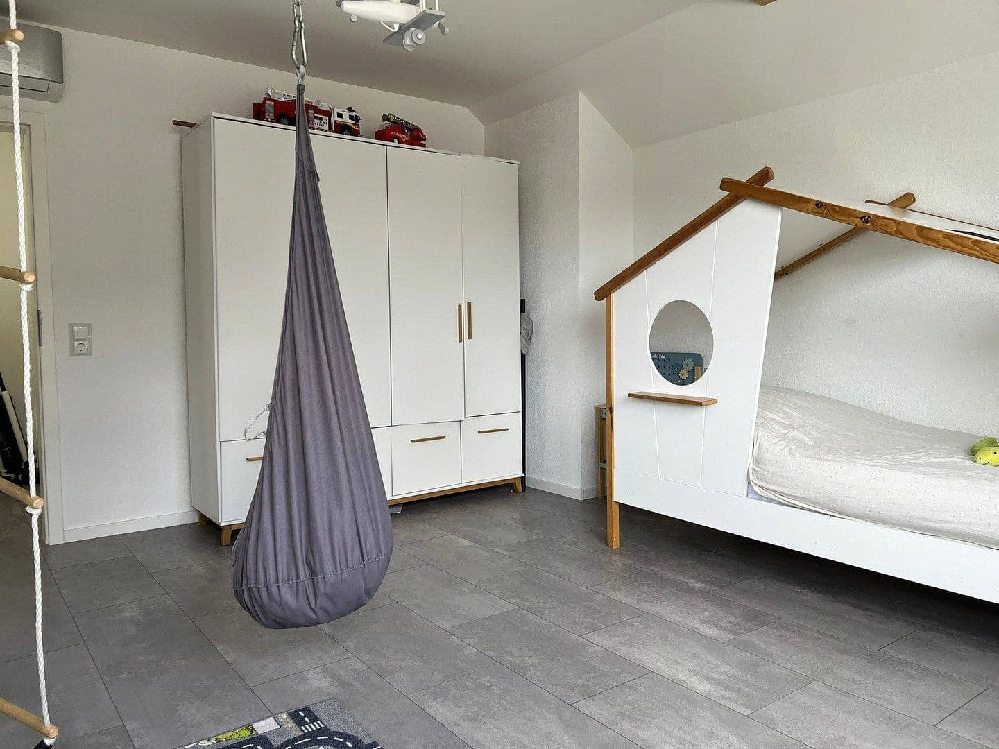 Prodej domu 225 m², pozemek 753 m², Mutterstadt, Porýní-Falc Prodej domu 225 m², pozemek 753 m², Mutterstadt, Porýní-Falc