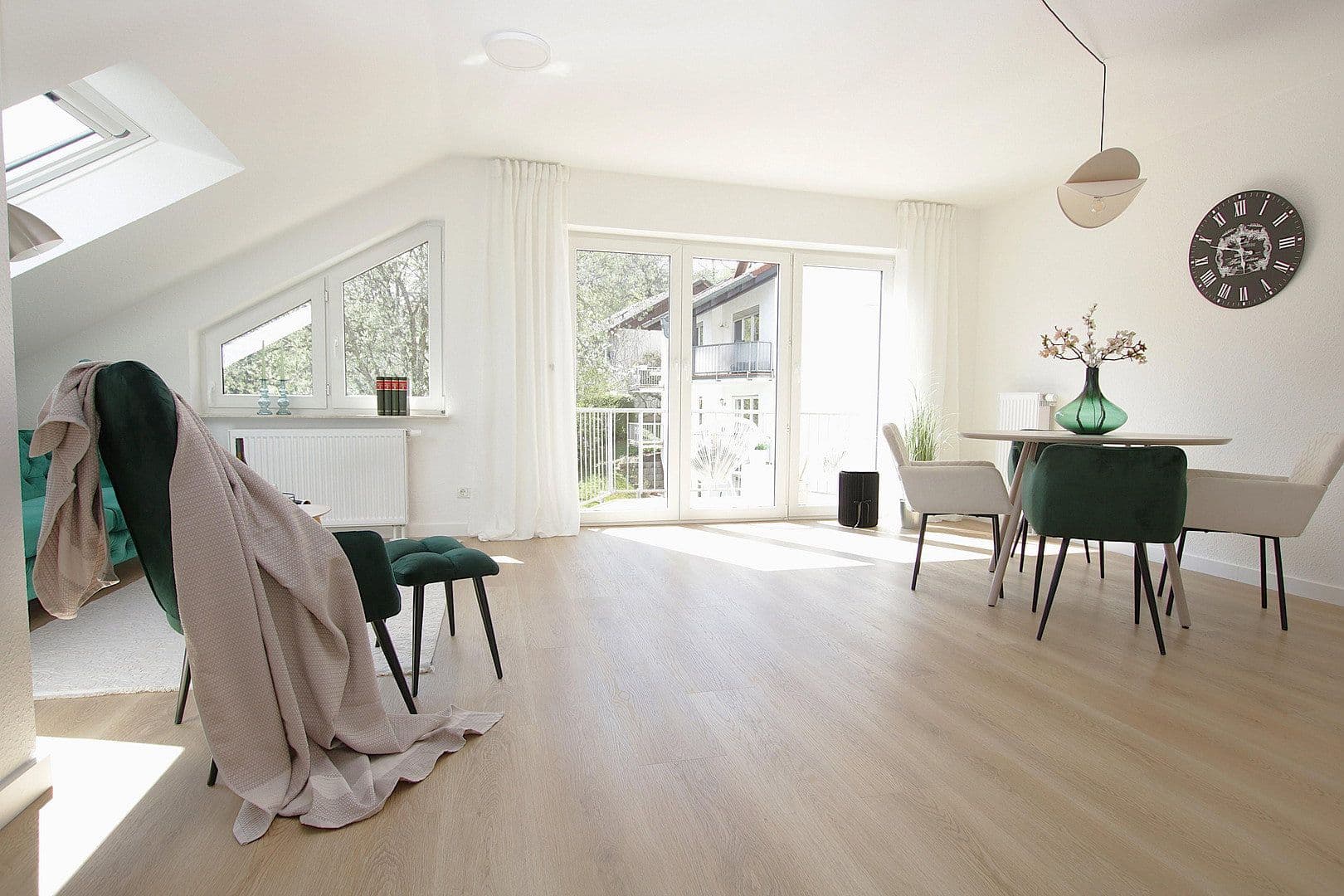 Prodej bytu 3+1 87 m², Marburg, Hessen Prodej bytu 3+1 87 m², Marburg, Hessen