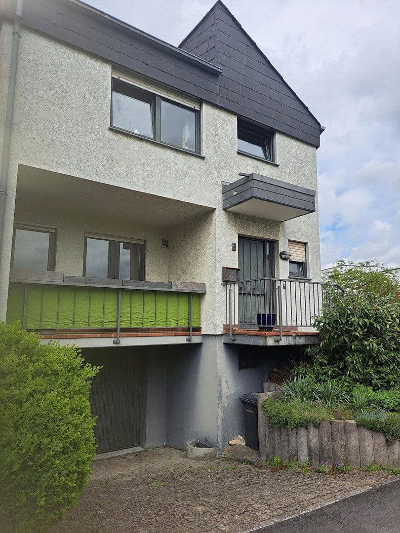 Prodej domu 140 m², pozemek 286 m², Idstein, Hessen Prodej domu 140 m², pozemek 286 m², Idstein, Hessen