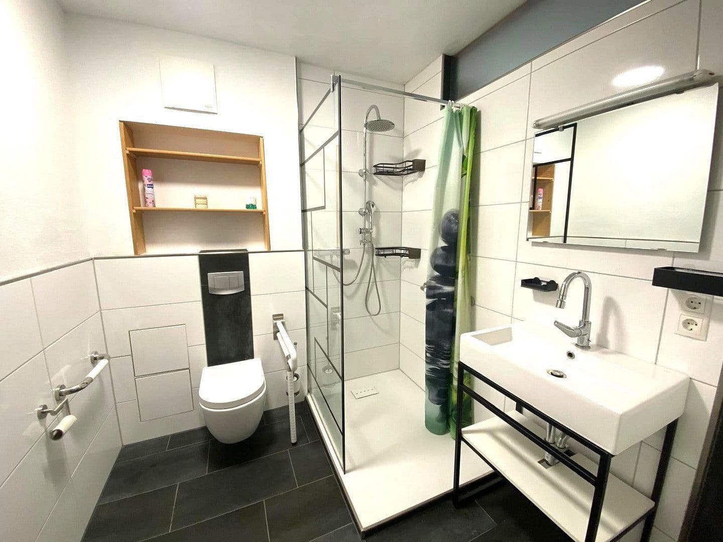 Pronájem bytu 2+1 70 m², Krongasse 4, Ludwigshafen am Rhein, Porýní-Falc Pronájem bytu 2+1 70 m², Krongasse 4, Ludwigshafen am Rhein, Porýní-Falc