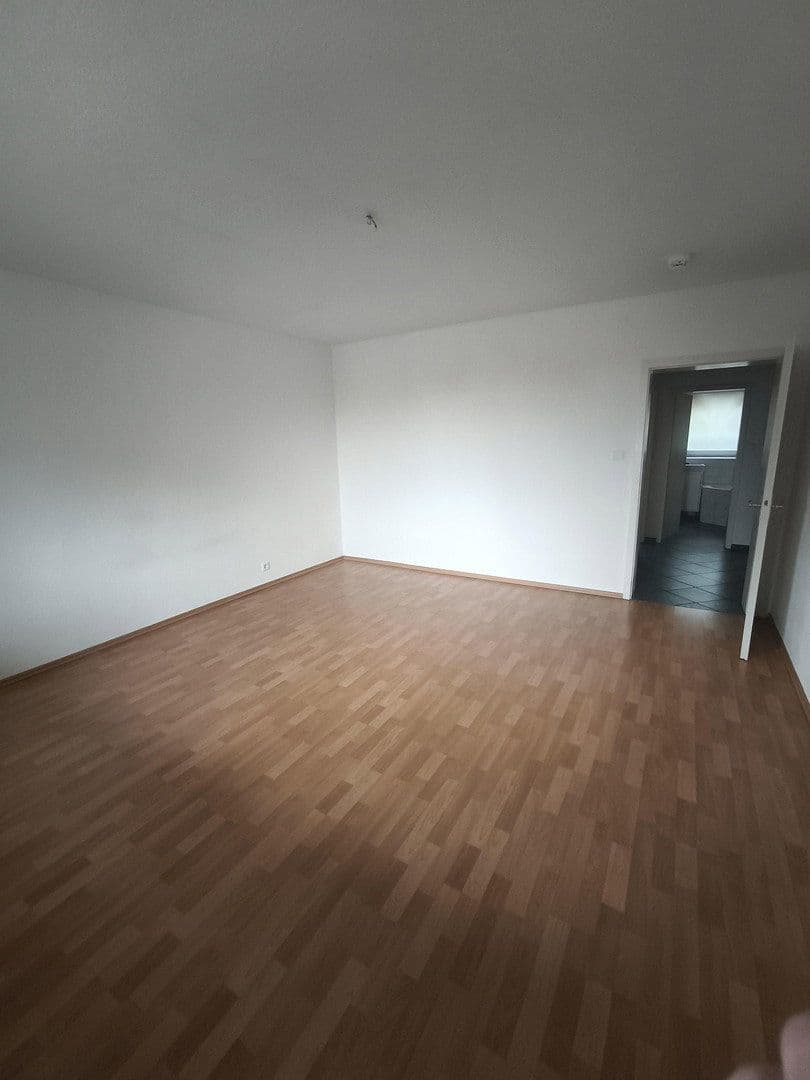 Pronájem bytu 3+1 88 m², Heilmannstr. 41, Frankfurt am Main, Hessen Pronájem bytu 3+1 88 m², Heilmannstr. 41, Frankfurt am Main, Hessen