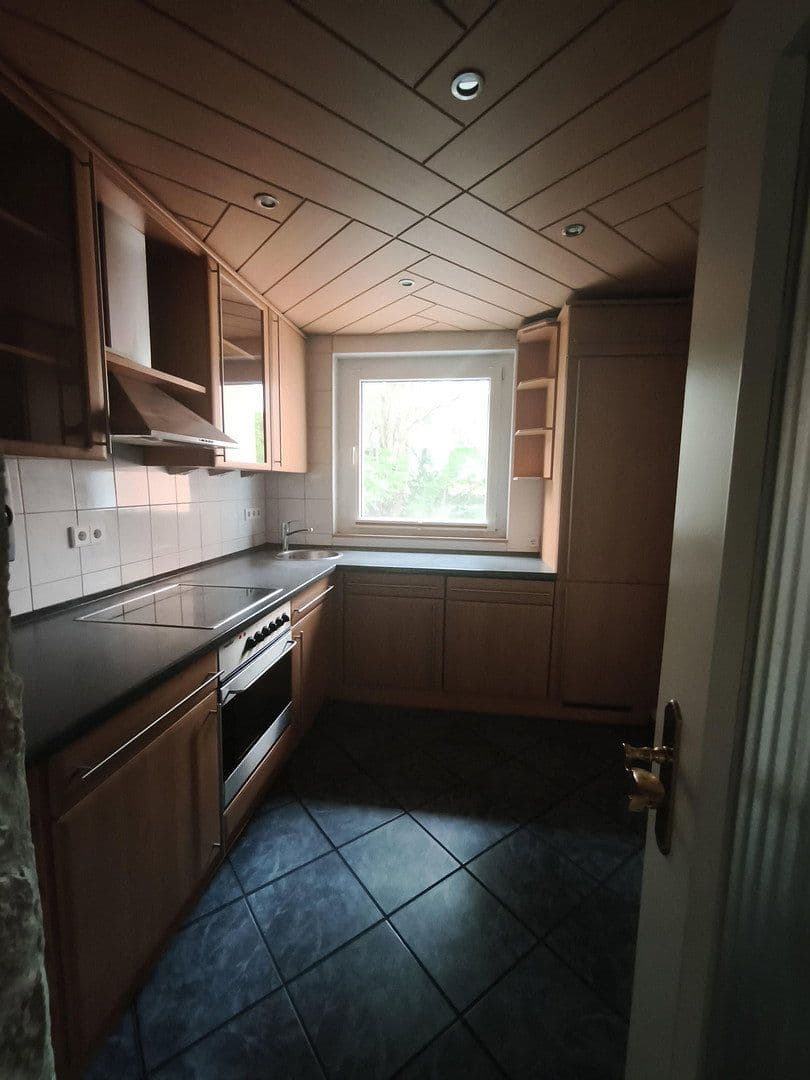 Pronájem bytu 3+1 88 m², Heilmannstr. 41, Frankfurt am Main, Hessen Pronájem bytu 3+1 88 m², Heilmannstr. 41, Frankfurt am Main, Hessen
