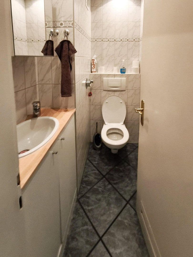 Pronájem bytu 3+1 88 m², Heilmannstr. 41, Frankfurt am Main, Hessen Pronájem bytu 3+1 88 m², Heilmannstr. 41, Frankfurt am Main, Hessen