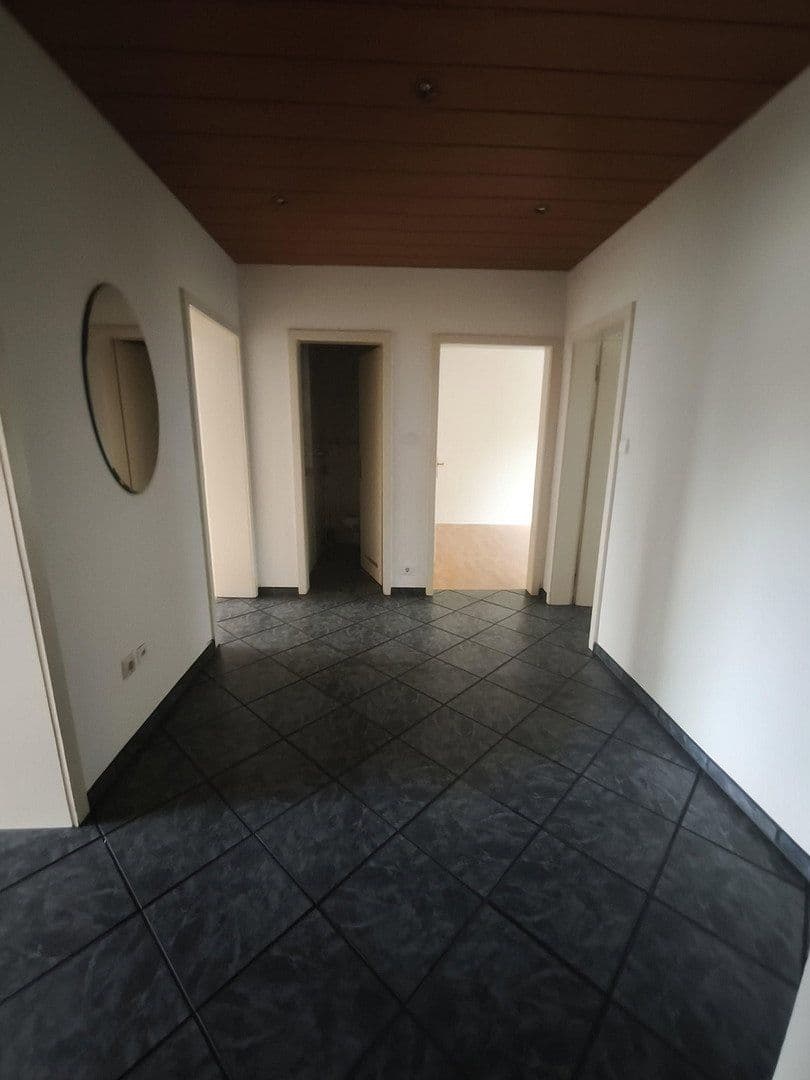 Pronájem bytu 3+1 88 m², Heilmannstr. 41, Frankfurt am Main, Hessen Pronájem bytu 3+1 88 m², Heilmannstr. 41, Frankfurt am Main, Hessen